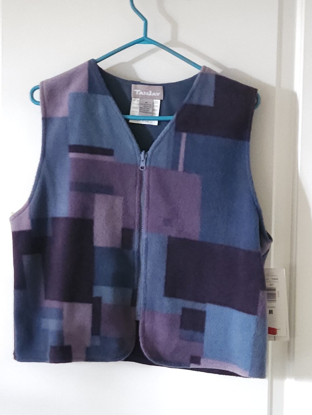 NWT Tanjay Reversible Blue & Purple Geometric Fleece Vest